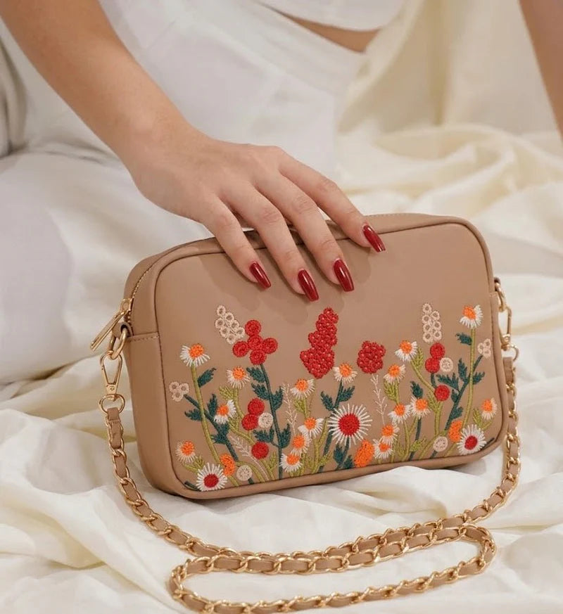 Luxury Floral Embroidery Chain Bag – Chic Shoulder Purse for Women ✨